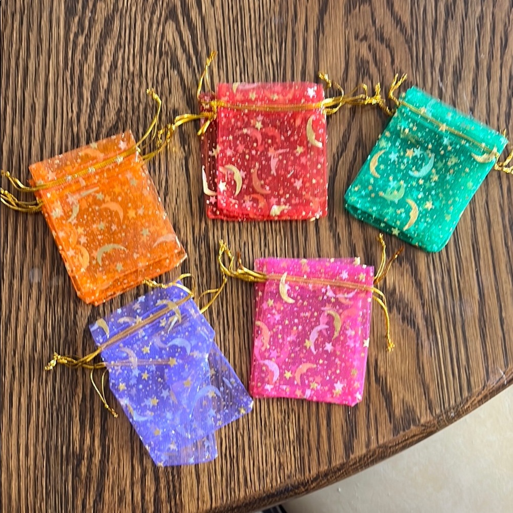 Colorful Gift Bags Set; 15